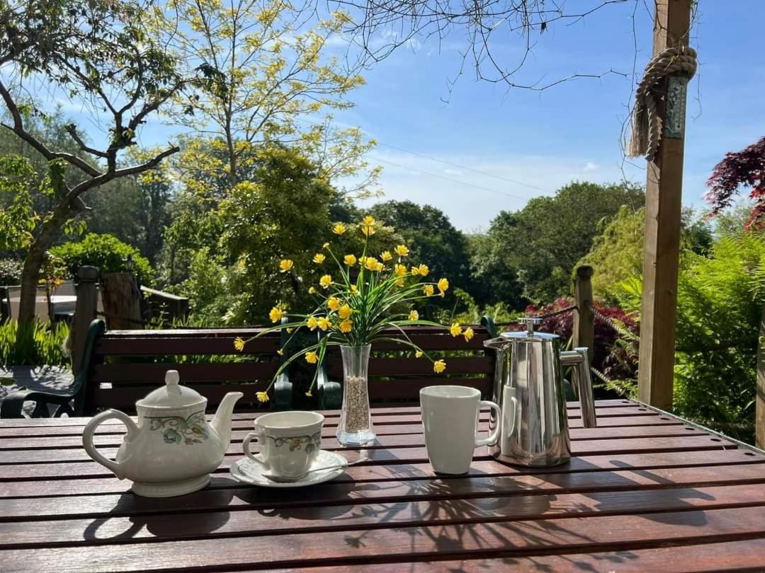Cwmbach Guest House Neath Esterno foto